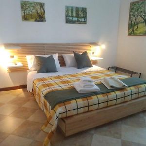 Camera con letto king size